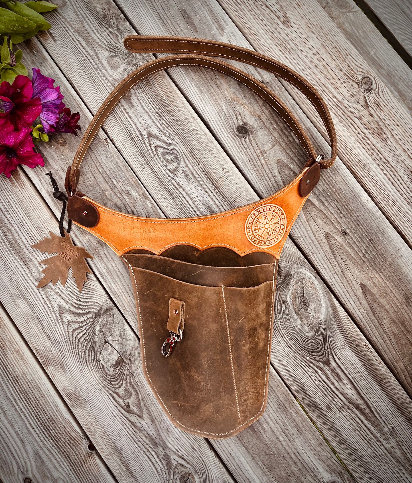 Cintura da giardino in pelle Vegvísir | Borsa portautensili per giardino e natura / Cintura portautensili