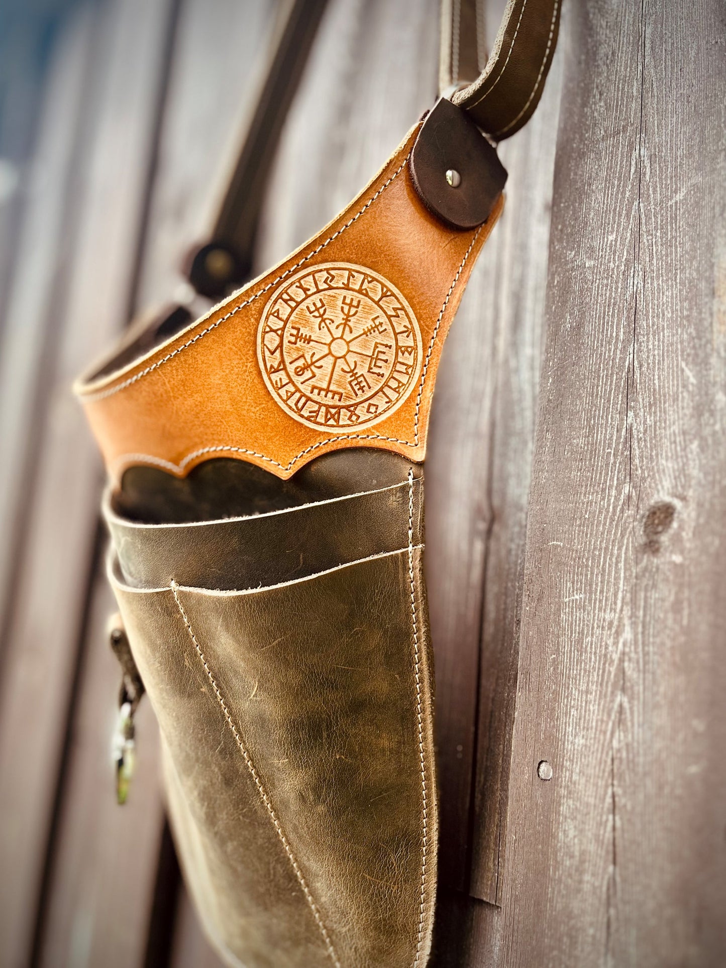 Cintura da giardino in pelle Vegvísir | Borsa portautensili per giardino e natura / Cintura portautensili