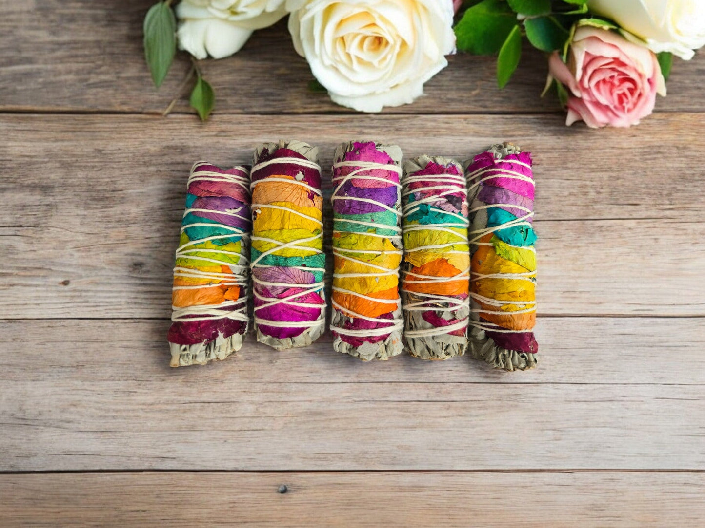 Incense set "Natural Ceremony - 7 Chakras" White sage with rose petals, 5 smudge sticks