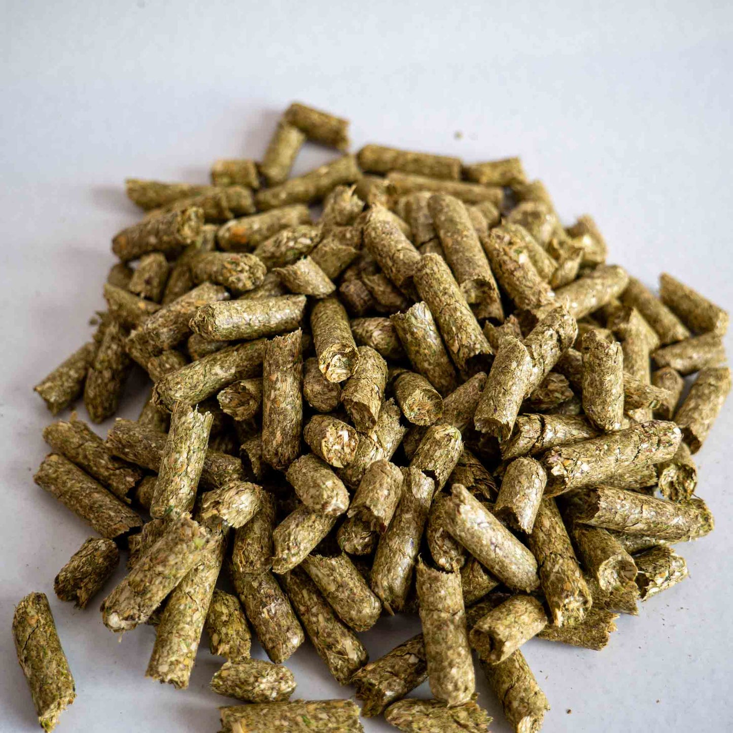 Heumulch Pellets | Gartenmulch