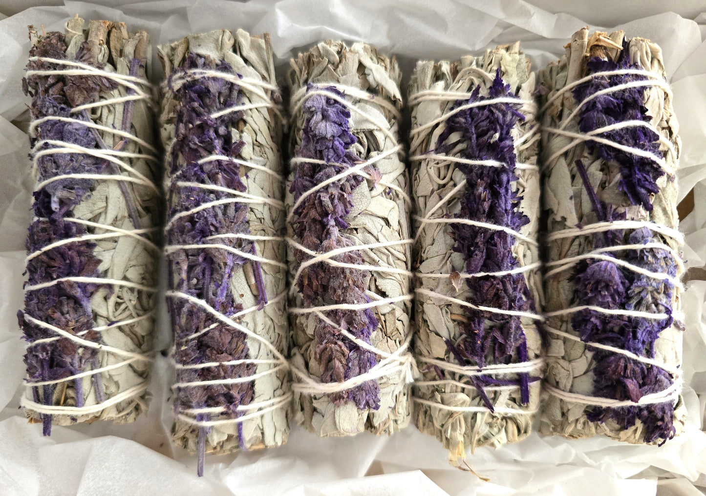 Smudge set "Natural Ceremony - White Sage with Lavender", 5 smudge sticks, each 25g-35g